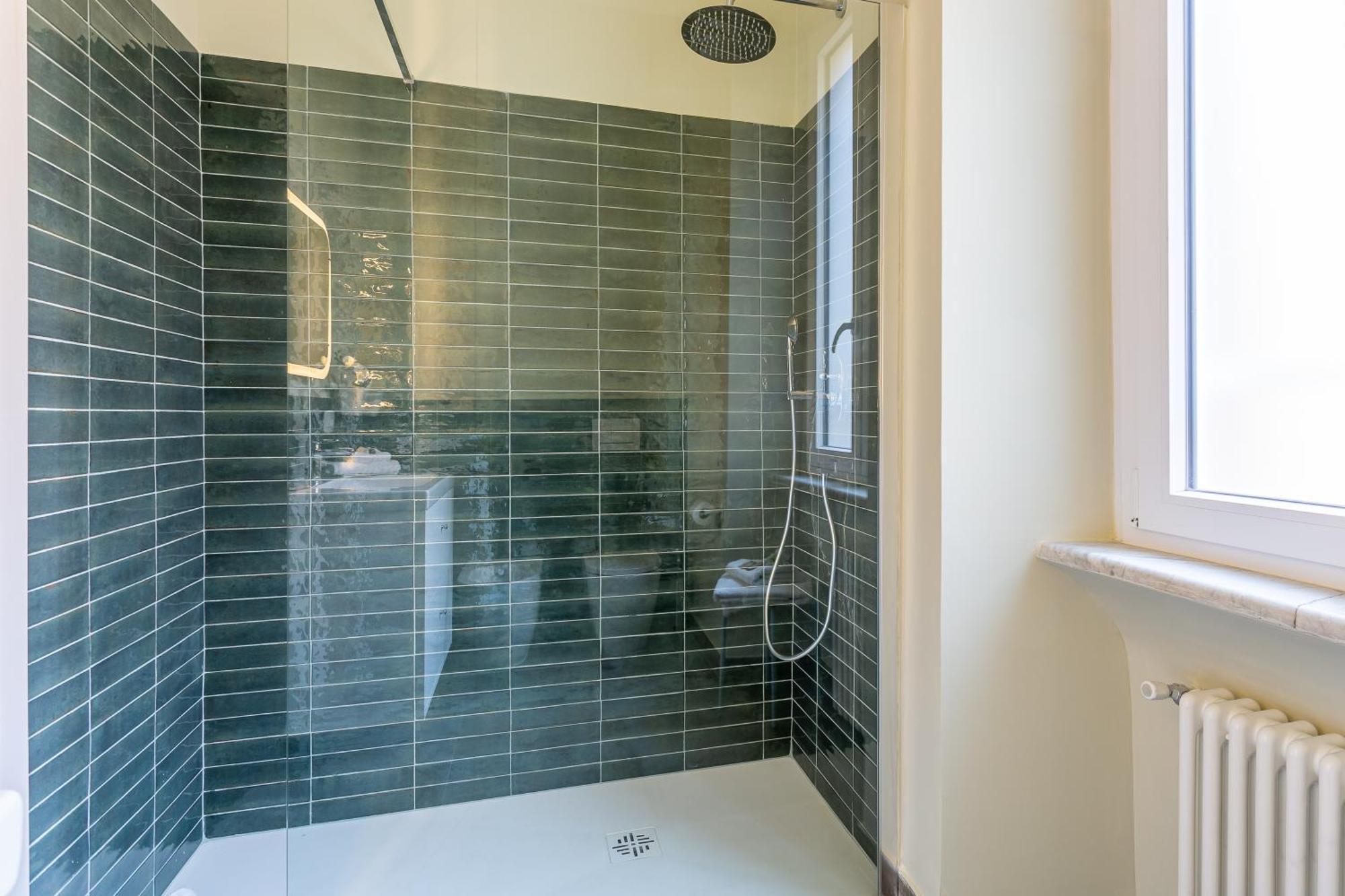 Apartment Iflat Vatican New Bright & Comfy 3 Bedroom *
