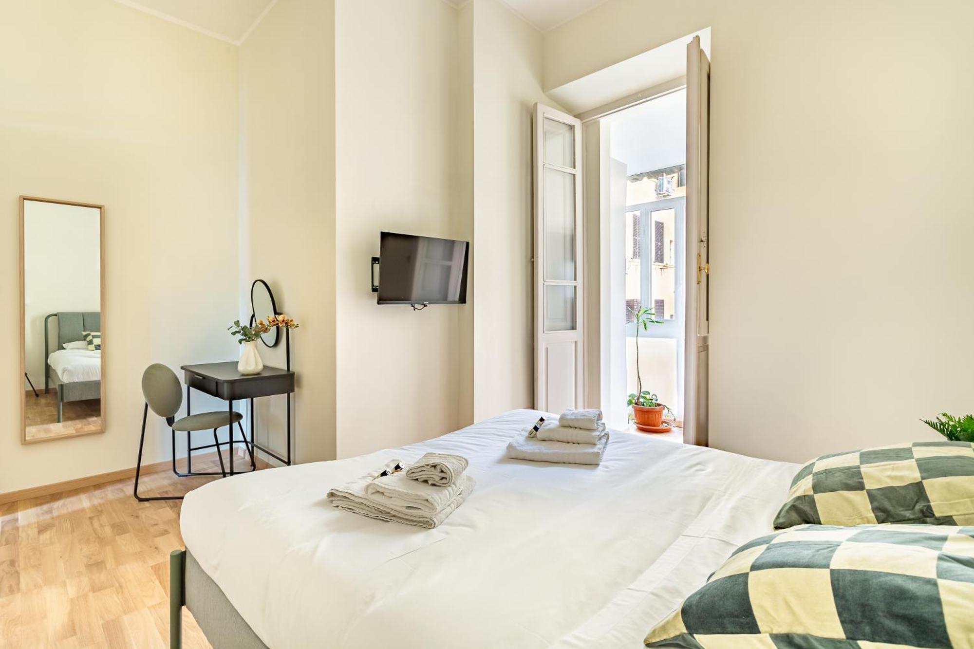 Iflat Vatican New Bright & Comfy 3 Bedroom Apartment Rom