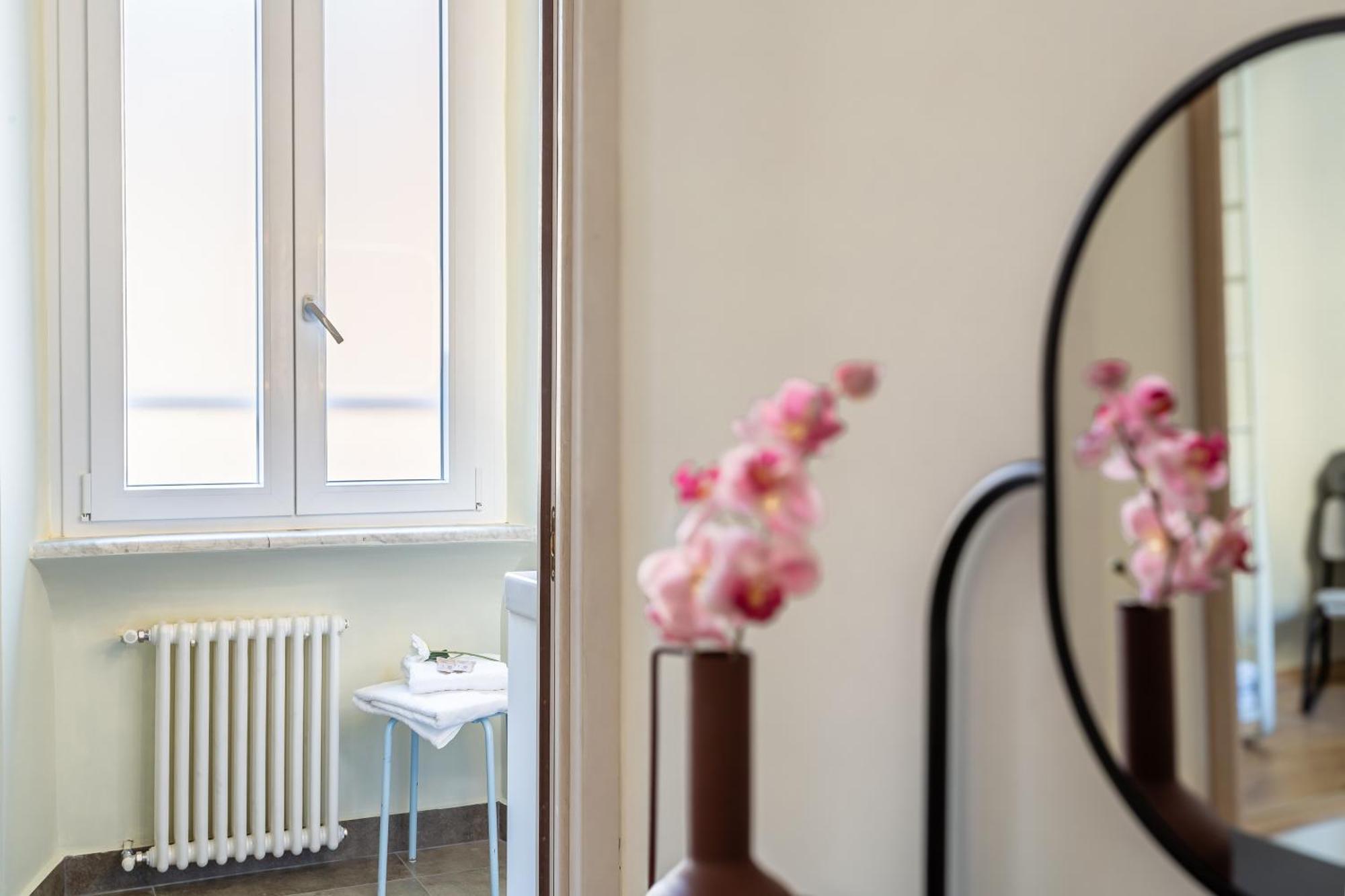 Iflat Vatican New Bright & Comfy 3 Bedroom Apartment *